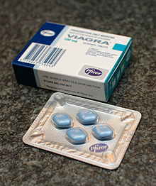 Treten nach der Einnahme von Viagra Sehstörungen für länger als eine Stunde auf, muss zur Kontrolle ein Augenarzt aufgesucht werden.